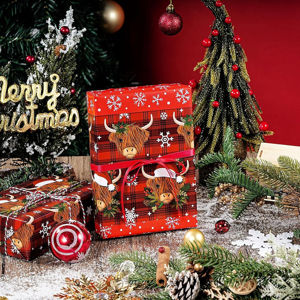 Reversible Cow Christmas Wrapping Paper - Mini Roll - 43.2Cm X 10M - Highland Cow and Snowflake Wrapping Paper for Xmas, Party Celebration