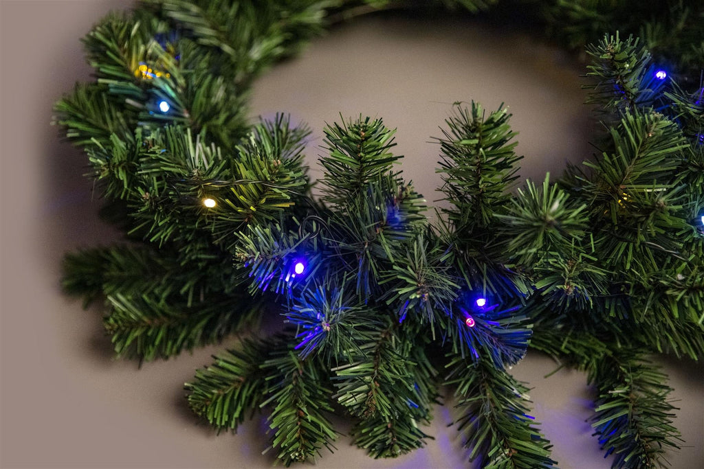 Christmas Wreath Pre Lit Green Artificial Bushy Alaskan Pine Home Decor 55CM