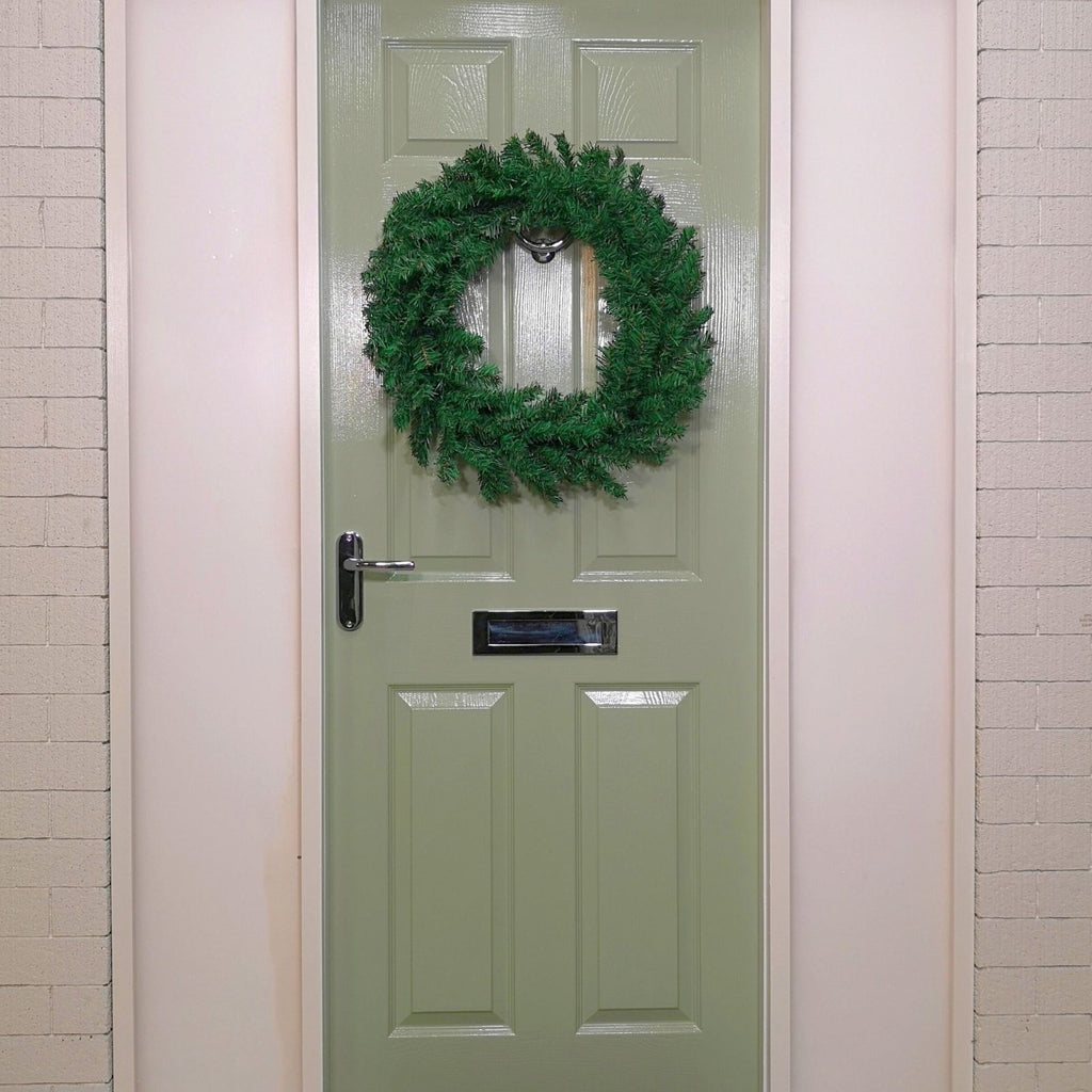 60Cm Plain Green Christmas Wreath With160 Tips
