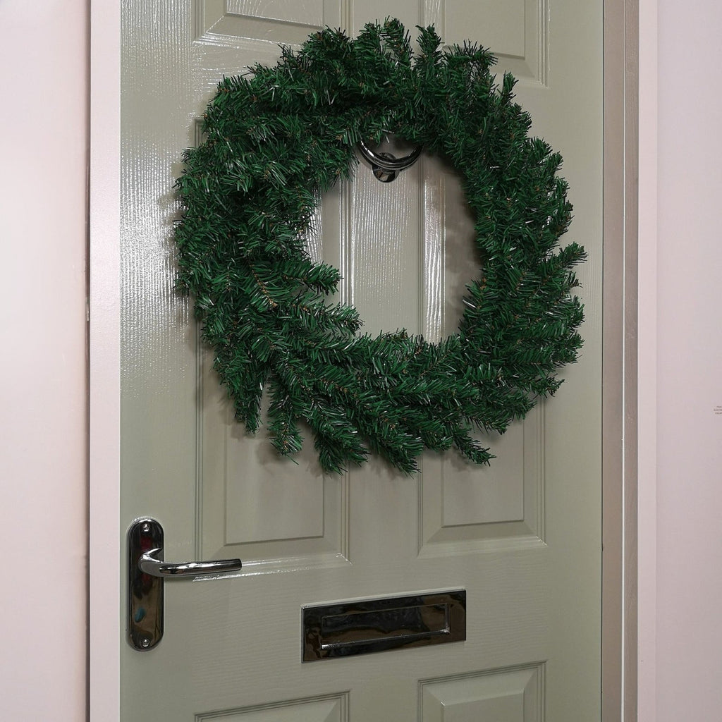 60Cm Plain Green Christmas Wreath With160 Tips