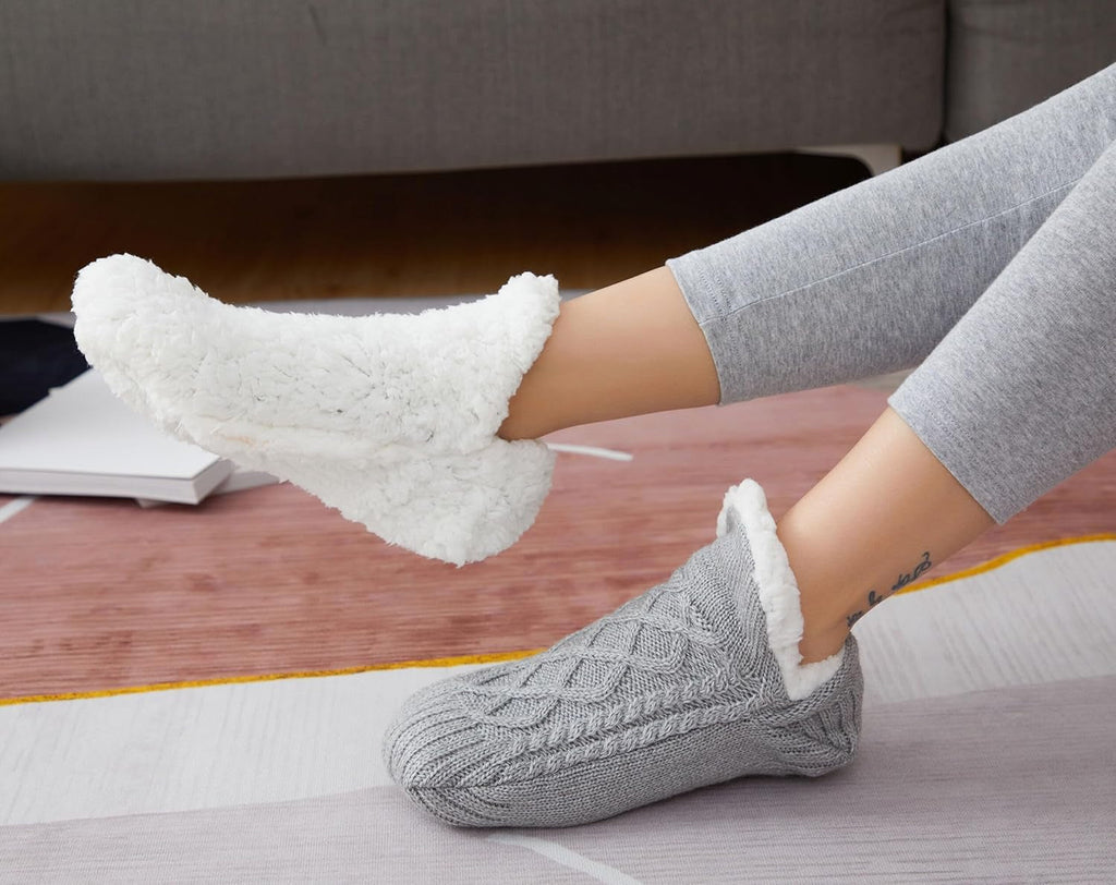 Slipper Socks for Women Men Warm Holding Sock Non Slip Knitted Thick Lined Cosy Winter Fluffy Bed Slippers Suitable for Indoor Home House Floor