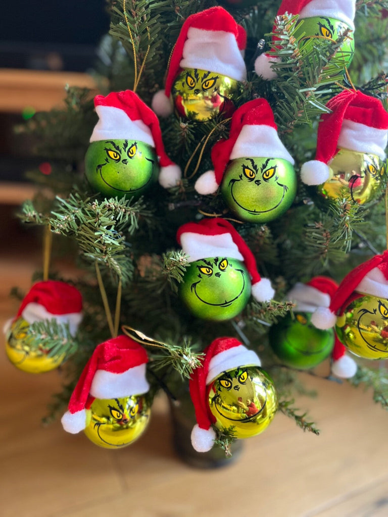 6 X Grinch Christmas Baubles