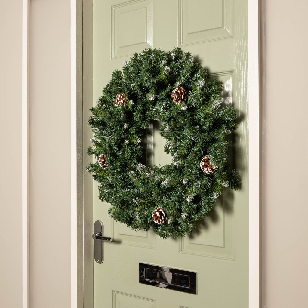 60Cm Snow King Fir Hanging Christmas Wreath with Pinecones and 200 Tips in Green