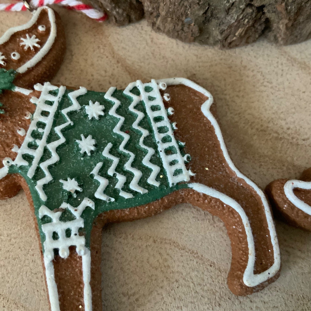 Iced Gingerbread Style Cookie Christmas Decoration Robin Jumper Gisela Graham