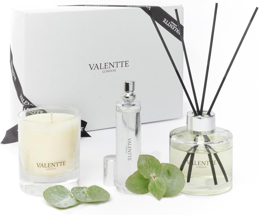 Scented Gift Box with Candle, Reed Diffuser, and Room Mist, Aromatherapy Essential Oils, Long Lasting Fragrance, Made in the UK (Jasmine and Rosewood) (150G, 100Ml, 30Ml) -