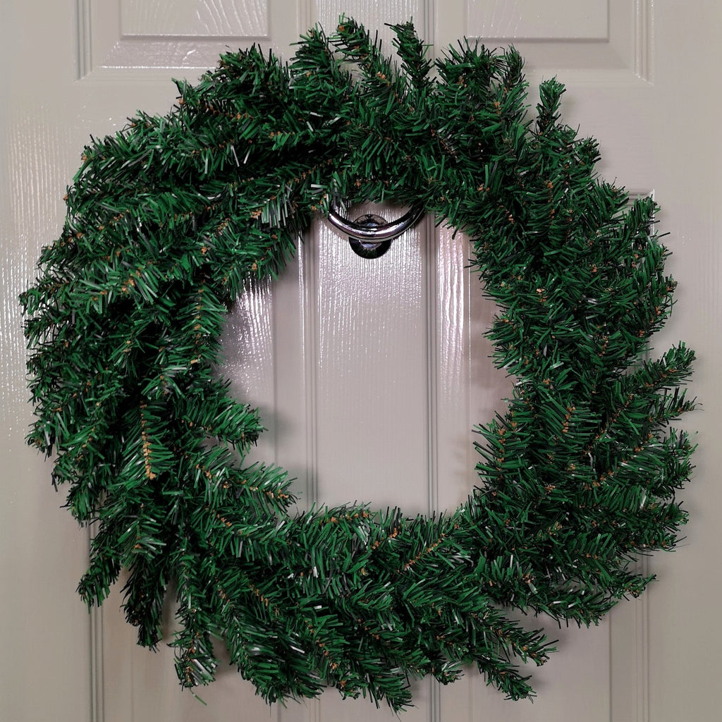 60Cm Plain Green Christmas Wreath With160 Tips